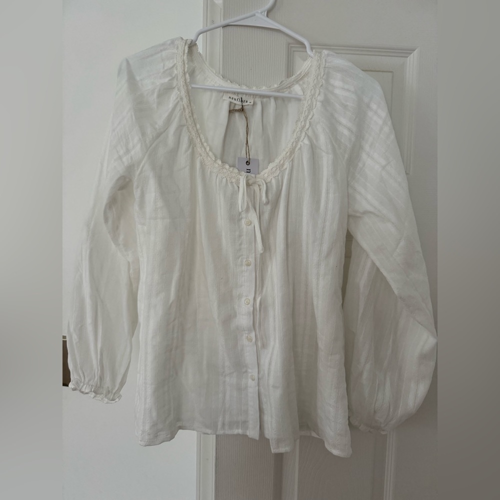 Neuflora Emberley Blouse - Creamy White XS